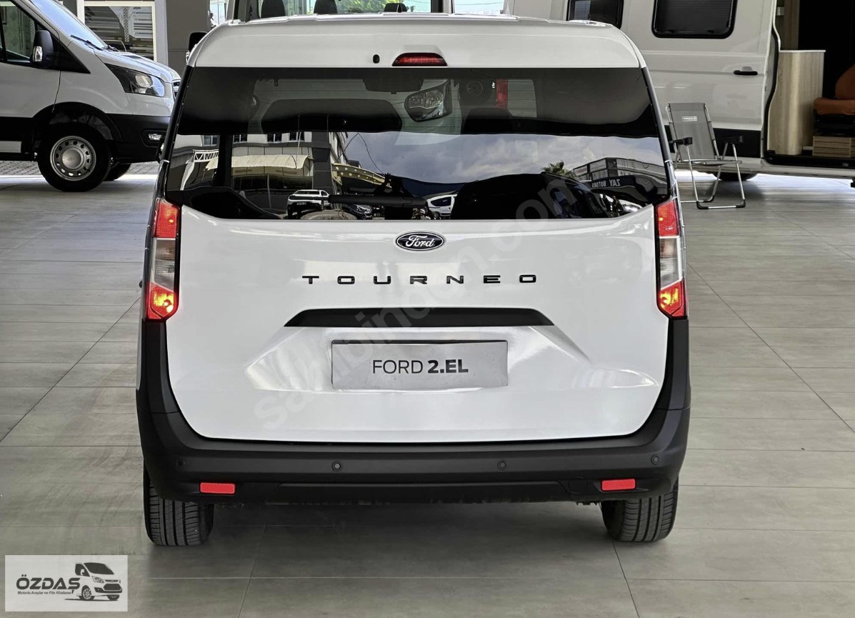 TOURNEO COURİER 1.5L DELUXE DİZEL 2024 MODEL